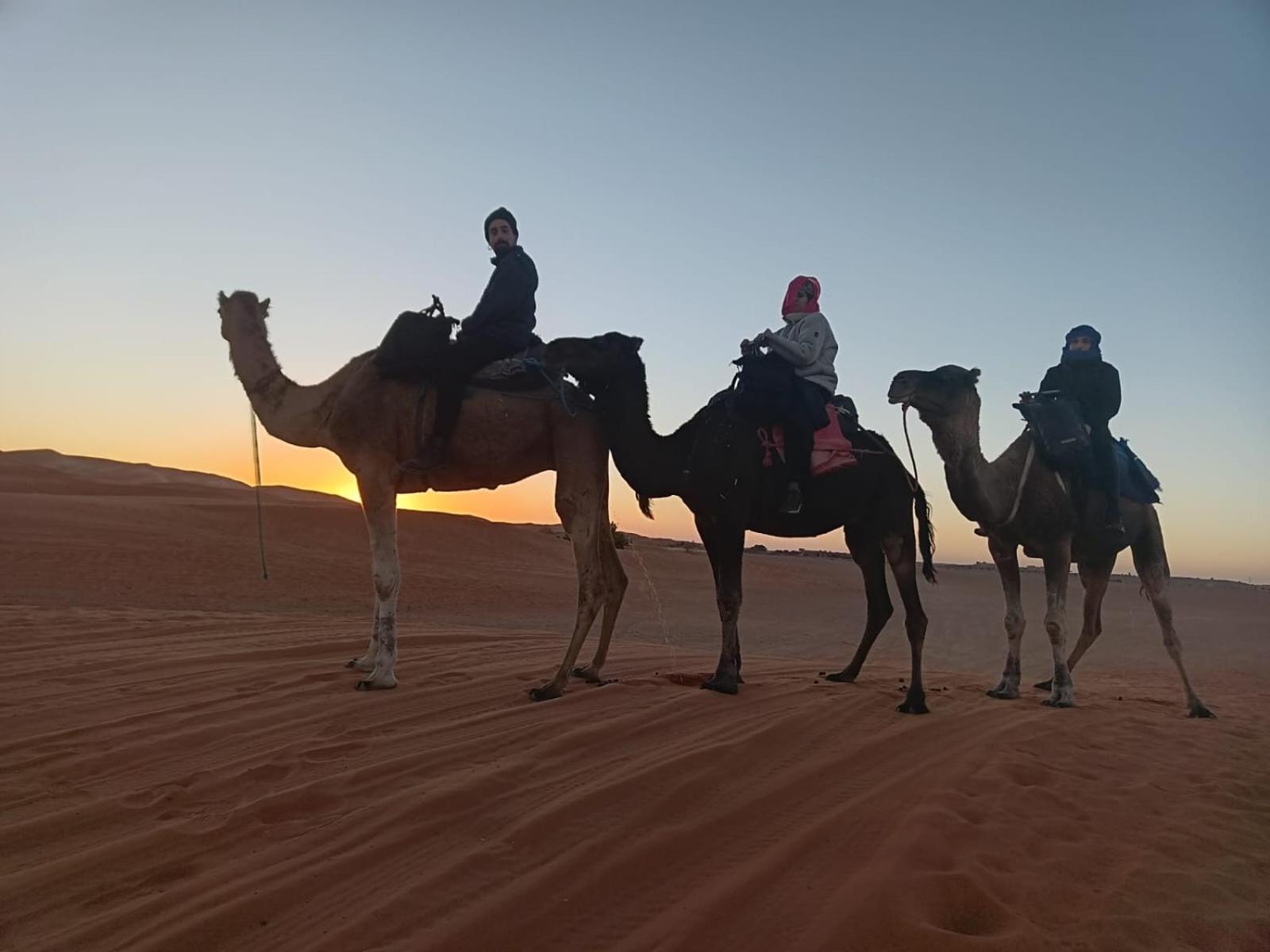Camp Familia Erg Chebbi Hotel Merzouga Bagian luar foto